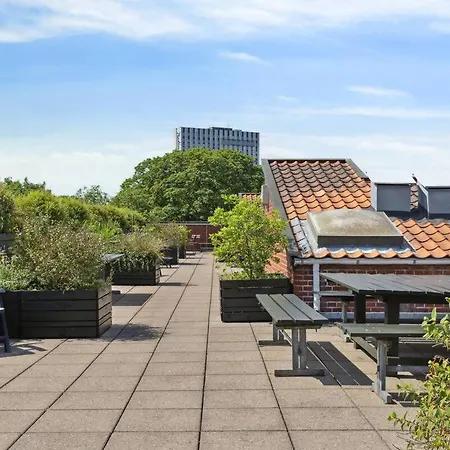 Apartment First Row With Balcony To The Ramparts Copenhagen